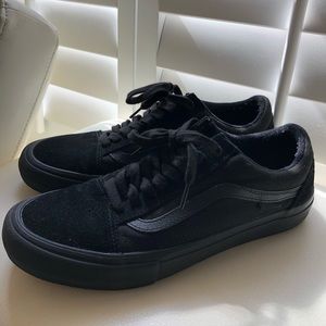MEN’S UltraCush VANS